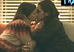 Kate Mara Lesbian Scene in Class Of '09