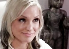 Use code NOWFREE for a FREE WEEK of GIRLSWAY! Featuring Kenzie Taylor, Charlie Forde