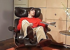 Focus on his feet while he jerks his pole