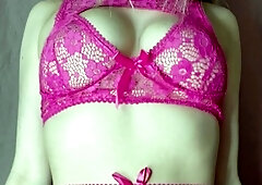 Big boob brunette masturbates on webcam