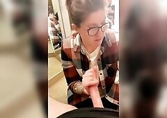 Changing Room Enjoyment At Mall