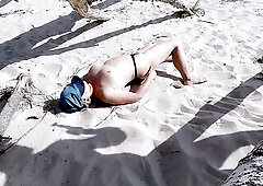 I was dreaming about in nature's garb session on the beach, so I asked a stranger to shoot me, I recorded it likewise