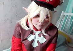 Inexperienced anime cosplayer Furiys gives oral pleasure as Klee from Genshin Impact