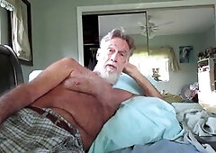 Bearded hairy dad Mrhairygardener gets off solo with some dirty talk