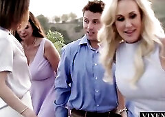 VIXENPLUS American mother I'd like to fuck Clip 5 - A Behind the Scenes Look