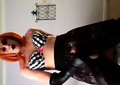 Emo Crossdresser Cums for You