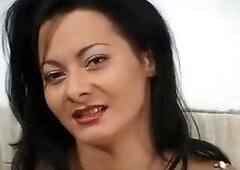 Nudge sphincter Sandra Romain