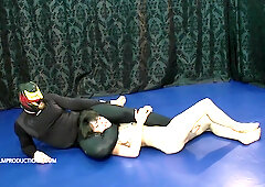 Humiliating Maledom, Melanie Memphis