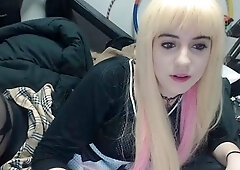Amateur Blonde Teen Plays Solo with Toy Webcam Porn