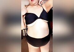 Mature Woman Zilah Luz Striptease In High Heels And Nylons