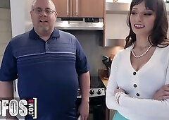 MOFOS - Lexi Luna Uses Her Large Boobs And Glamorous Face To Tempt Her Fresh Stepson Tony Rubino