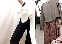 Feralberry is masturbating with a sex toy, in the dressing room and groaning during the time that cumming