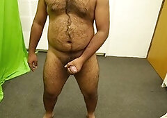 Boy Appi gets himself off filling up a condom