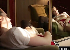 Radiant treasure's mirror masturbation clip