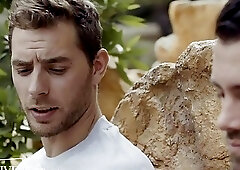 Carter Woods Uses FWB To Get Off When Friend Can't Take