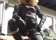 Roxina2004RetroBikerBitchShow100604XXXL