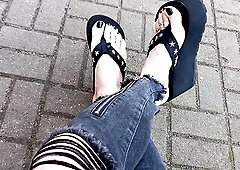 feet, platform shoes, flip flps, leggings - public crossdressing