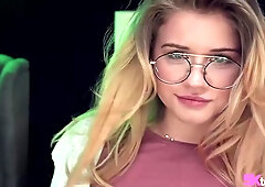 Taylor Blake - Taylor Made For Sex