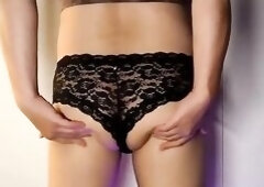 Unboxing my recent pants. Shaking and slapping my thicc bubbly booty for u