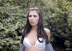 Nerdy Emily & Gianna Diors Outdoor Lesbian Lust