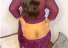 Beautifull beauty with lengthy hair get in nature's garb