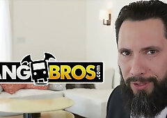 Fiery redhead PAWG Dayna Vendetta takes Chris Strokes deep and gets worshipped