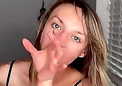 Oslo Rubbing Out a Nice Cum