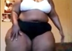 Big Beautiful Woman on Cam