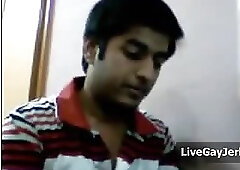 Horny Guy from Multan Pakistan