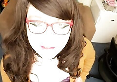 Cuddle up with Mastix April Bee, Softdom JOI