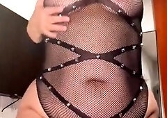 Big boobed Memphis Monroe masturbates in stocking
