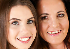 Red Mary & her younger lesbian friend Elle Rose