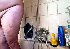 Peeing in the shower is fun