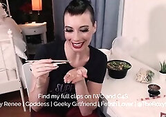 Giantess Roxxxy devours pho
