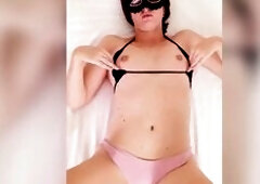 Der grosse SEXTOY macht ihre FOTZE richtig schön geil LOSE und KLAFFEND! HAWT FILTHY TALK und ORGASMUS!