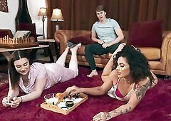 Inked-Up Chick Alisia Rae Lets Sage Slip His Pulsating Erection Inside Her Taut Butt - TRANS BEAUTIES