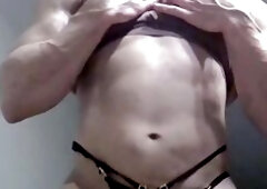 Showing off this muscle mommy body