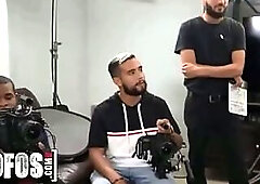 MOFOS - Cecelia Taylor, Luna Luxe, Johnny Love, Luka Hardon - Sound Hotty Gets Drilled