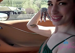 BTS on a date with amateur babe Delilah Day rubbing prick & playing before heading home
