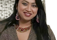 Small tits shemale Yanka Costa analyzed