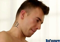 Bisex guy swapping cum after blowjob