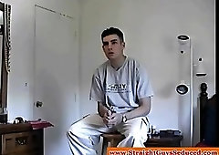 Straightbait bigcock hunk wanked and sucked by DILF