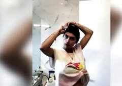 Large black butt of mia