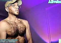 glasses dude with hairy chest wanks on webcam