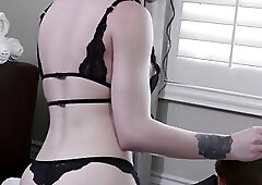 Tranny shemale babe gives massage - New You Nuru - Annabelle Lane