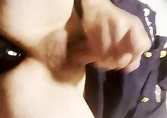 Un policier ce fait doigter l'anus et éjacules de la prostate