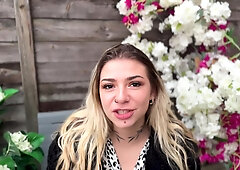 Luna, 30, offers the services of two handsome stallions! - Jacquie et Michel TV