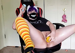 ONLYFANS BANNED THIS VID! FTM Trans Boy Uses Gourds to Make His Snatch Chased