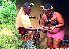 HORNY STEPMOTHER WELCOME ME WITH HOT SEX IN OUR LOCAL HUT AND I FUCKED HER WELLA AND ENJOY IT