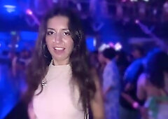 Horny girl agreed to have sex in a nightclub toilet